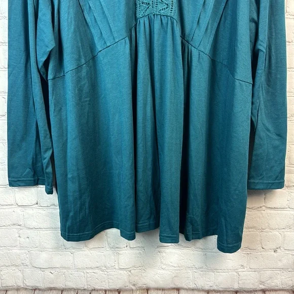 BloomChic Teal Lace Pleated Crisscross T-Shirt Top Plus Size 5X - Picture 6 of 7